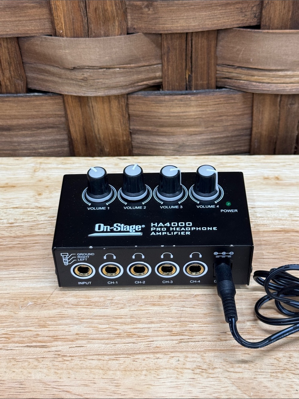 HA4000 Pro Headphone Amplifier - Black